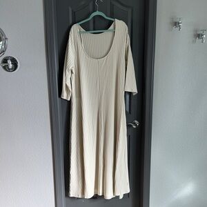 Old Navy Cream 3/4 Long Sleeve Dress